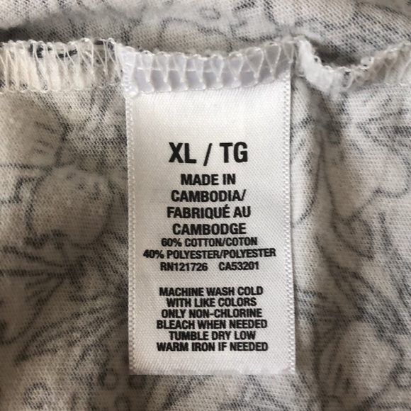 Prince & Fox black outlined flowers size XL top - Picture 5 of 5